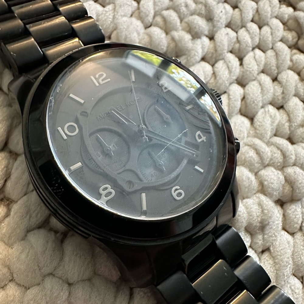 Men’s Michael Kors Runway Chronograph Watch - Picture 2 of 4